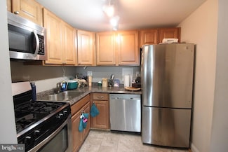 1225 Martha Custis Dr Unit 1602, Alexandria, VA 22302