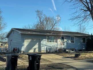 902 Lena Ave, Salina, KS 67401