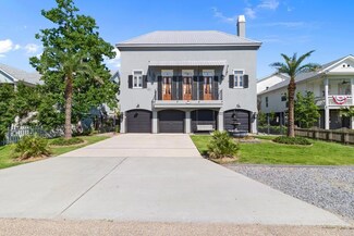 215 Lamarque St, Mandeville, LA 70448