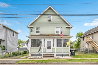 77 Bull Ave, Wallingford, CT 06492