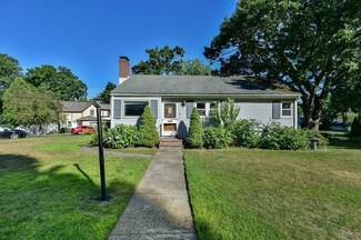 9 Bacon St, Woburn, MA 01801