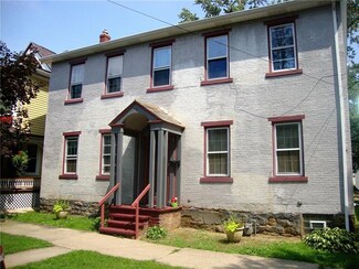 316 4th St, Freeport, PA 16229