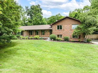 4617 Wildwood Rd, Maryville, TN 37804