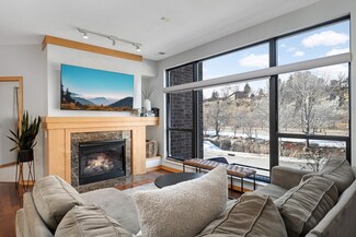 304 Spring St, Saint Paul, MN 55102