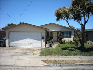 220 Greenway Dr, Pacifica, CA 94044