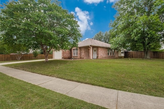 2824 Custer Dr, Corinth, TX 76210