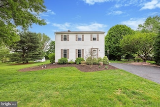 1114 Amber Ln, Lansdale, PA 19446