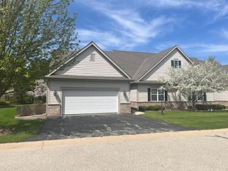 1830 Cedar Ridge Dr, Slinger, WI 53086