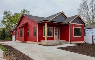 445 E Dunham Ave, Des Moines, IA 50315