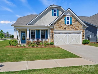 10305 Superb Ln, Charlotte, NC 28215
