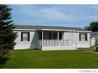 9 Pine Cone Ln, Mount Morris, NY 14510