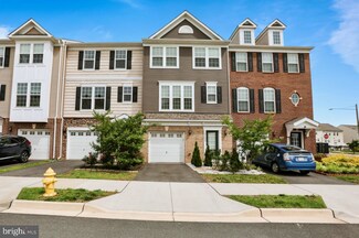 8452 Craggan Ln, Manassas, VA 20109