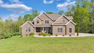 1037 Deer Hollow Rd, Forest, VA 24551