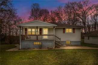 216 Pine Ln, Gibsonia, PA 15044