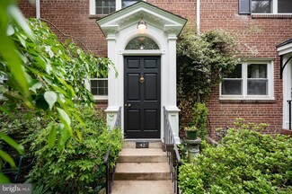 42 Mount Vernon Ave, Alexandria, VA 22301