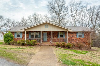 150 Dogwood Hill Ln, Chickamauga, GA 30707
