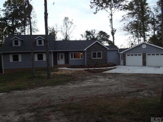 389 Regal Oaks Dr, Wilkesboro, NC 28697