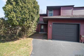 2 Oxford Rd, Slingerlands, NY 12159