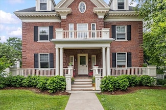 81 S Williams St Unit 203, Burlington, VT 05401