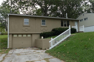 4949 N Topping Ave, Kansas City, MO 64119