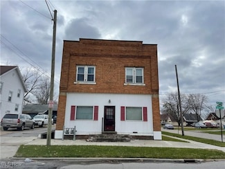 1063 W 21st St Unit Lower, Lorain, OH 44052