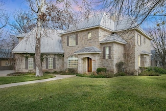 201 N Cherry St, Fredericksburg, TX 78624