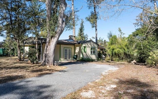 10407 River Wood Dr, Live Oak, FL 32064