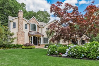80 Brookside Ln, Little Silver, NJ 07739