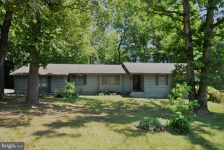 21 Colonial Cir, North East, MD 21901