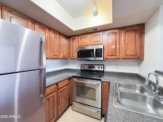3601 W Tierra Buena Ln Unit 240, Phoenix, AZ 85053
