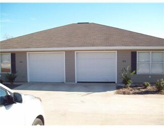 118 Beaver Dam Rd, Mc Henry, MS 39561