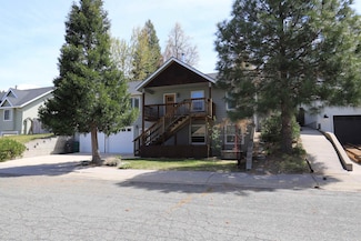 1512 Village Way, Mount Shasta, CA 96067