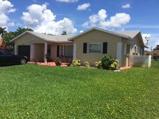 9303 NW 82nd Ct, Tamarac, FL 33321