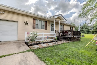 824 S Vine St, Marshfield, MO 65706
