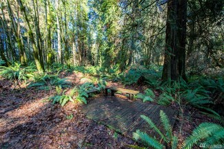 10154 NE Shore Dr, Indianola, WA 98342