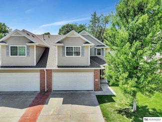 4233 N 18th St, Lincoln, NE 68521