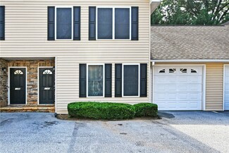 1142 E Lee Rd, Taylors, SC 29687