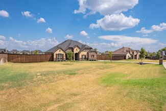 810 Reese Dr, Midlothian, TX 76065