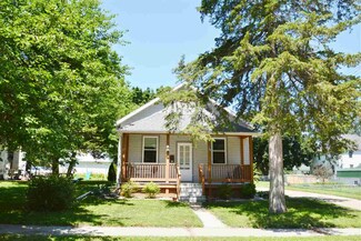 409 Washington Ave, Sauk City, WI 53583