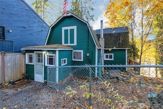 40424 Ski Park Rd E, Eatonville, WA 98328