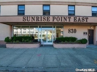830 Shore Rd Unit 5, Long Beach, NY 11561