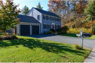 1 Rebecca Dr, Marion, MA 02738