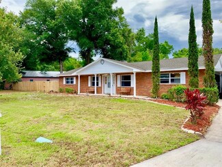 404 Prairie Lake Dr, Casselberry, FL 32730
