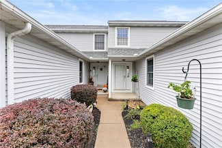 768 Beverly Ave, Canal Fulton, OH 44614