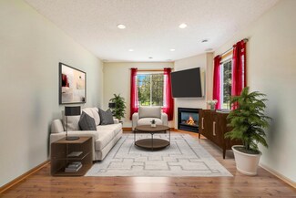 13415 Europa Ct N Unit 1, Hugo, MN 55038