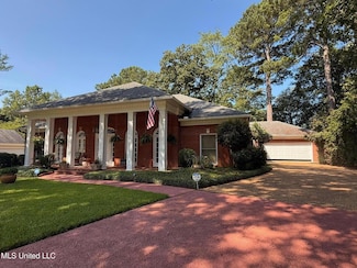47 Avery Cir, Jackson, MS 39211