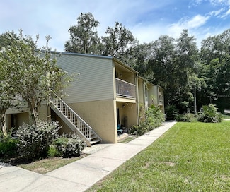 1015 SW 9th St Unit D2, Gainesville, FL 32601