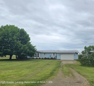 1279 Leland Rd, Ovid, MI 48866