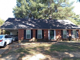 3694 Shoreham Dr, Memphis, TN 38118