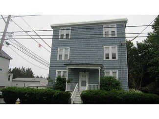 102 Dewolf Ave, Bristol, RI 02809